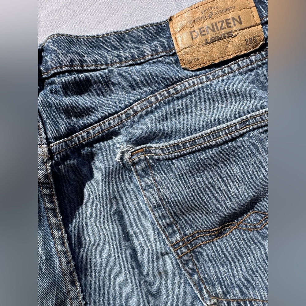 Denizen from Levi's Men's Blue Jeans-DISTRESSED - Picture 13 of 16